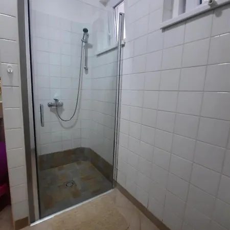 Apartamento In Buekfuerd Mit Garten